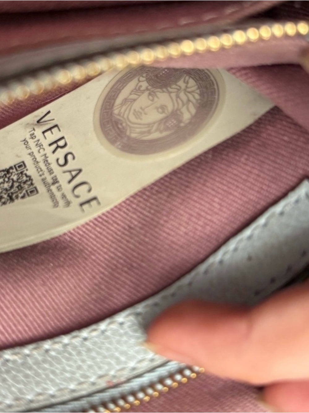 Versace La Medusa Leather Tote with Matching Cardholder - Picture 6 of 8